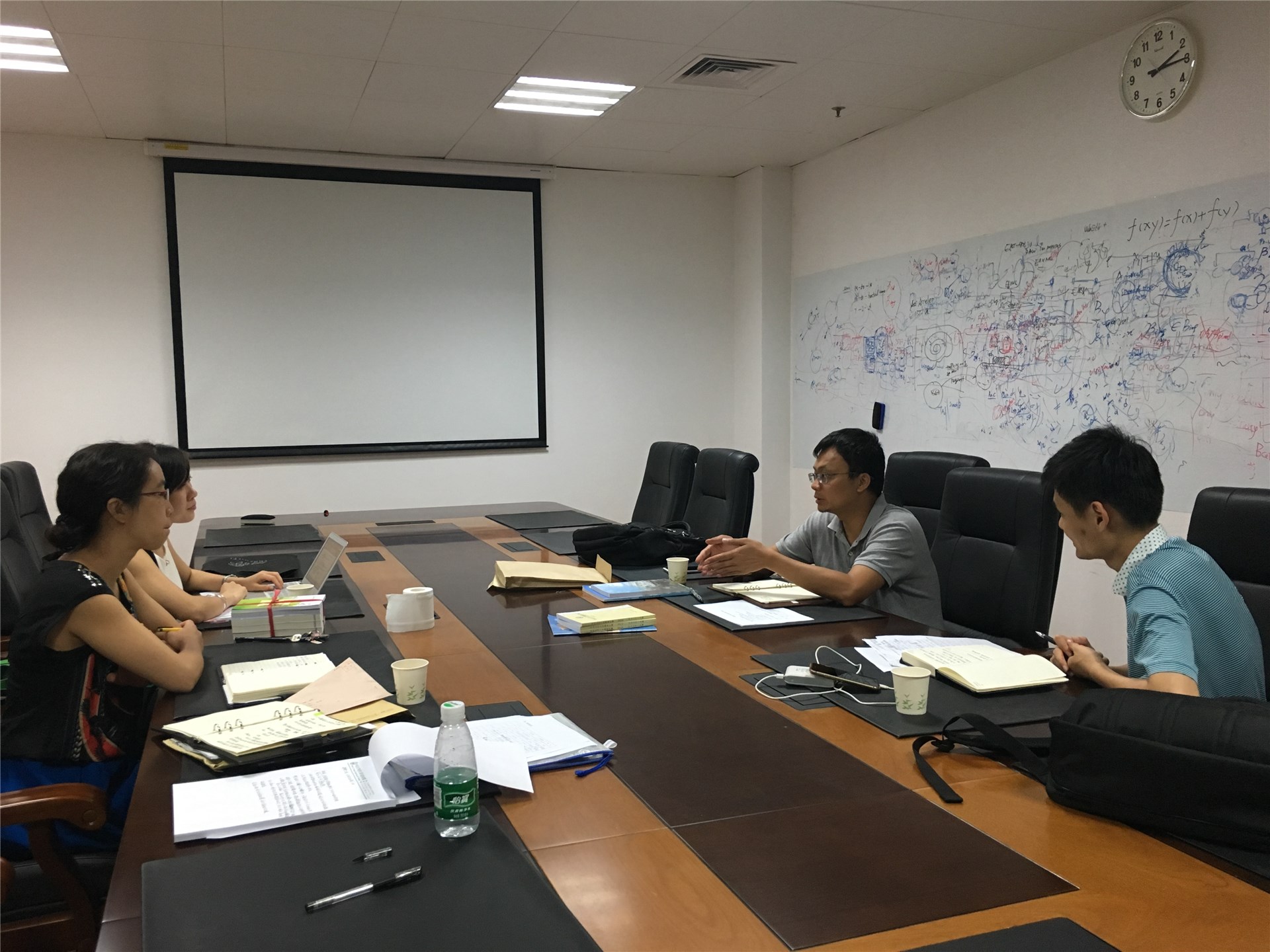 (学院行政工作会议)