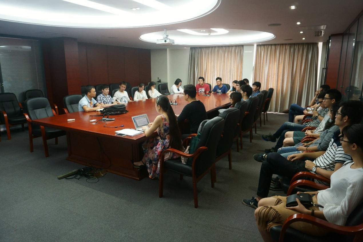 化学工程与技术学院举行首次研究生座谈会