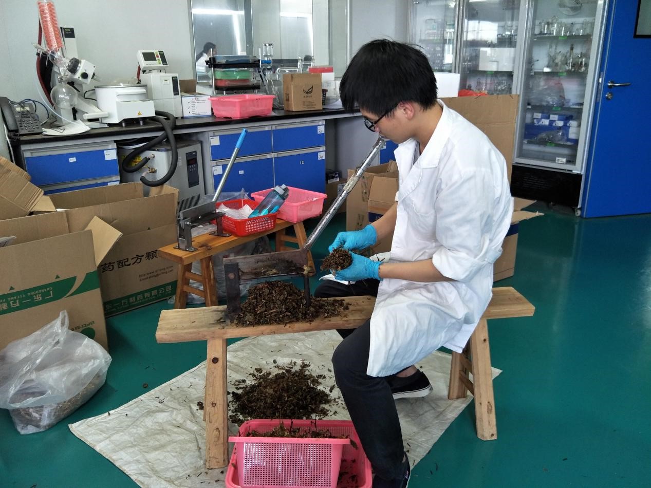 化学工程与技术学院暑期“扬化工风采展青年风姿”三下乡主题活动顺利进行