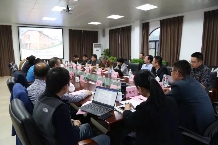 校党委书记陈春声一行到我院开展党建工作调研