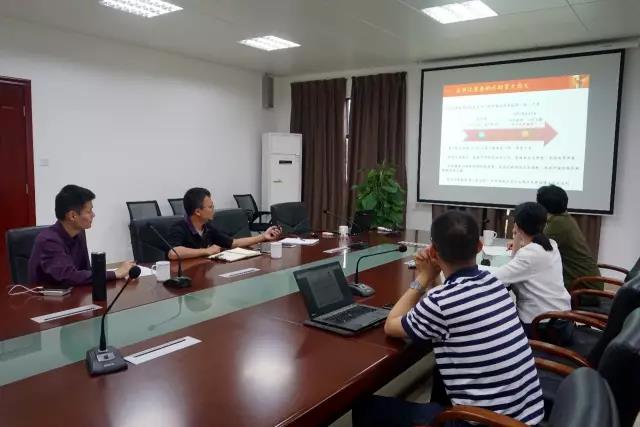 我院直属党支部中心组、教职工党员专题学习贯彻习近平总书记重要批示精神