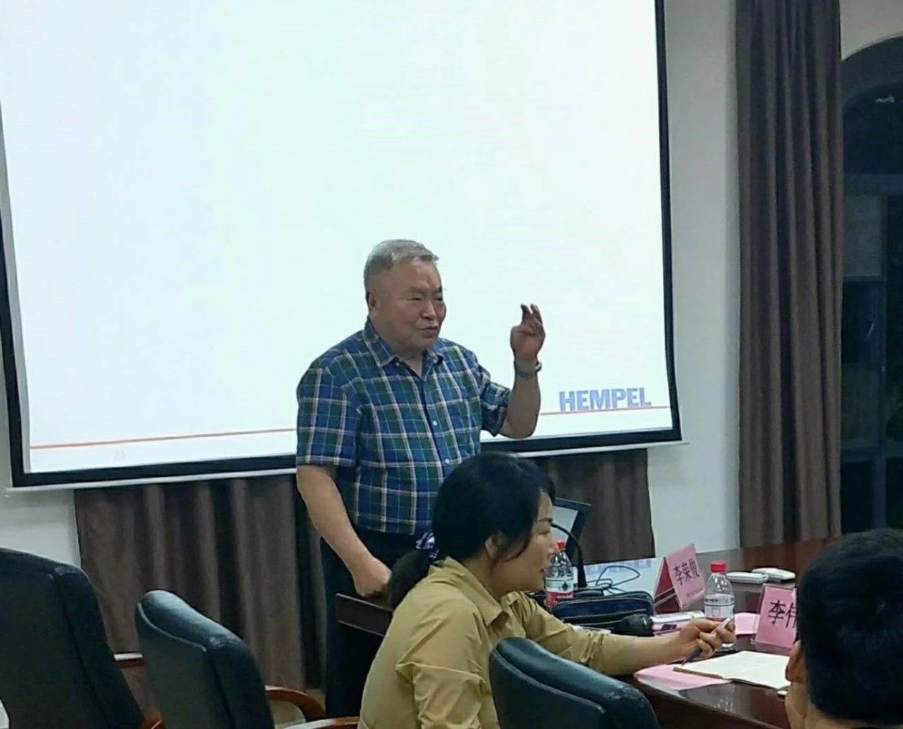 “化时代，聚前沿”第四十五讲 | 三分涂料七分工